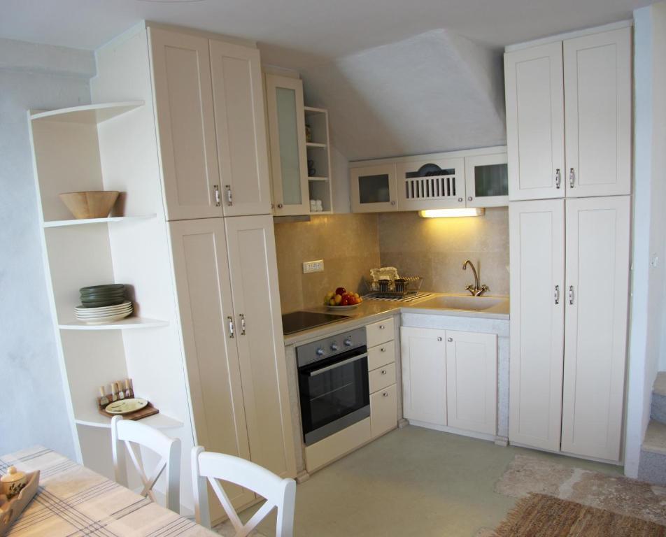 Casa Svalba Apartment Ровин Стая снимка